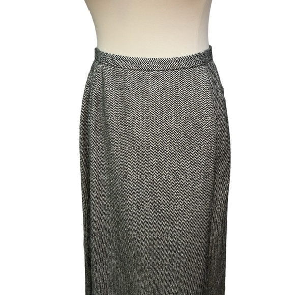 Christie & Jill Herringbone Print Skirt Maxi - Picture 3 of 7
